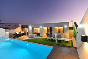 Villa Salado - Salobre, Gran Canaria - Private Heatable Pool - Modern Luxury - Tranquil Getaway